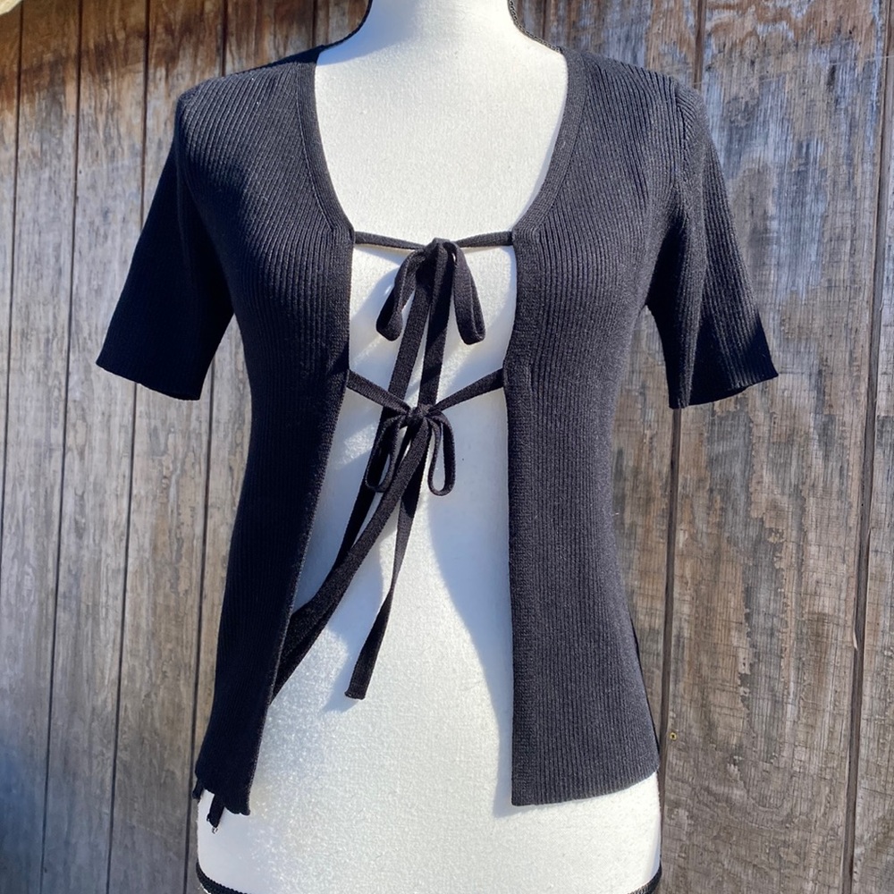 Love Always Medium SS Open Front Sweater with Ties great piece for layering